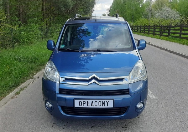 Citroen Berlingo cena 26900 przebieg: 255000, rok produkcji 2010 z Pakość małe 562